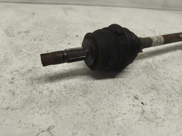 ARBRE DE TRANSMISSION AVANT GAUCHE CITROEN/PEUGEOT/FIAT - Vue 2